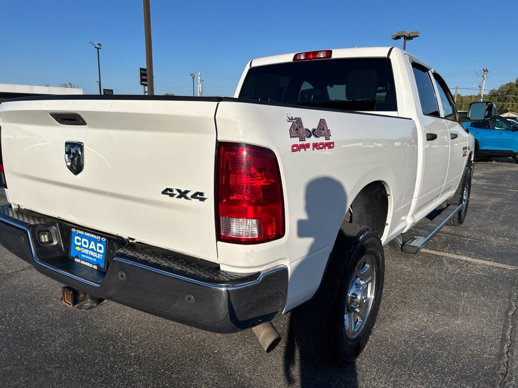 Used 2016 RAM 2500 Tradesman w/ Chrome Appearance Group AWD/4WD image 3