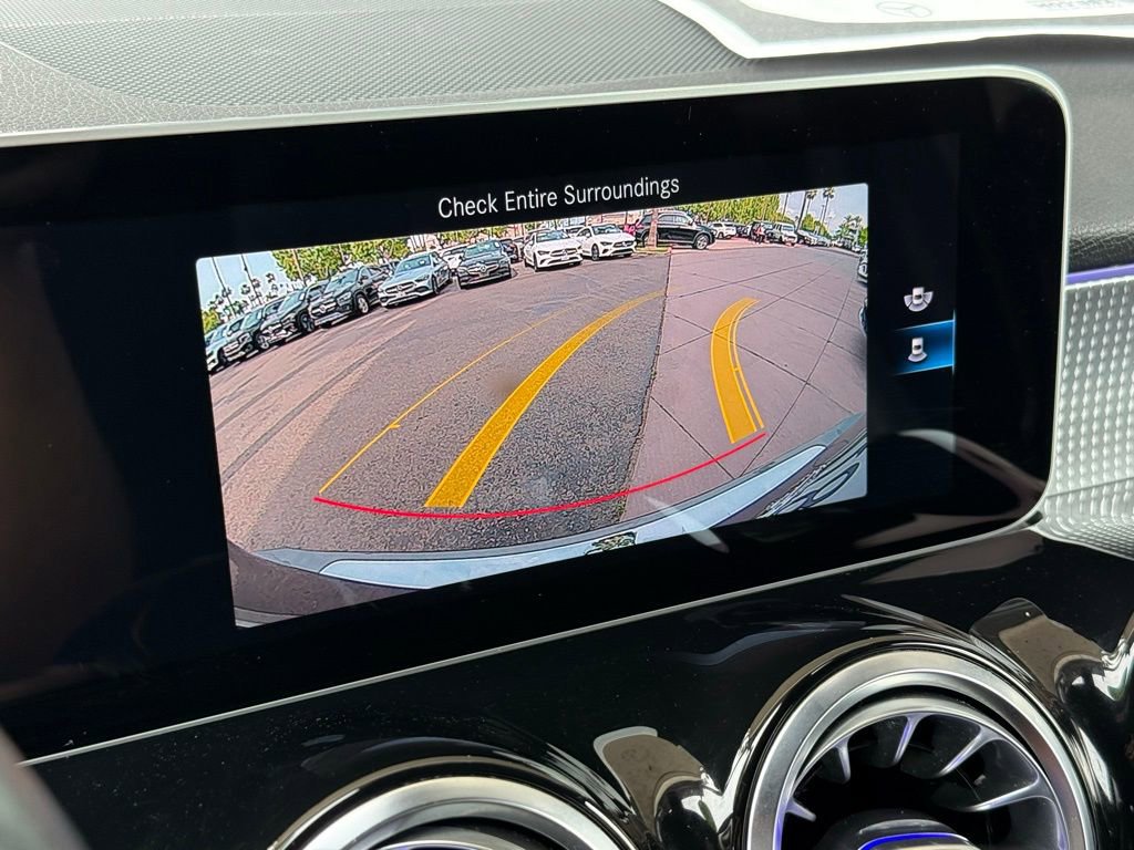 Certified 2021 Mercedes-Benz GLB 250 w/ Premium Package image 4