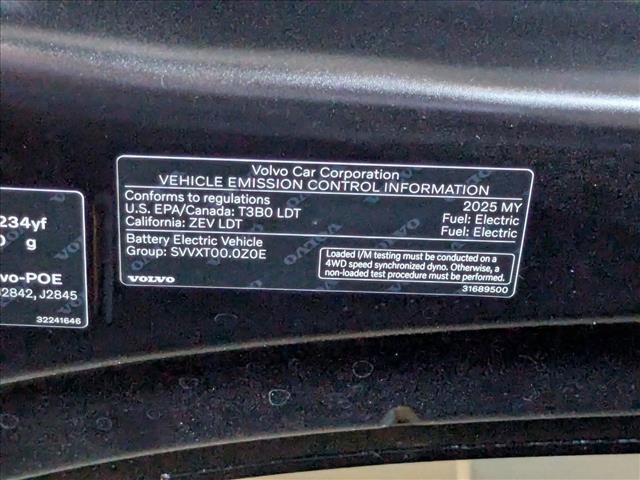 New 2025 Volvo EX90 Plus image 19