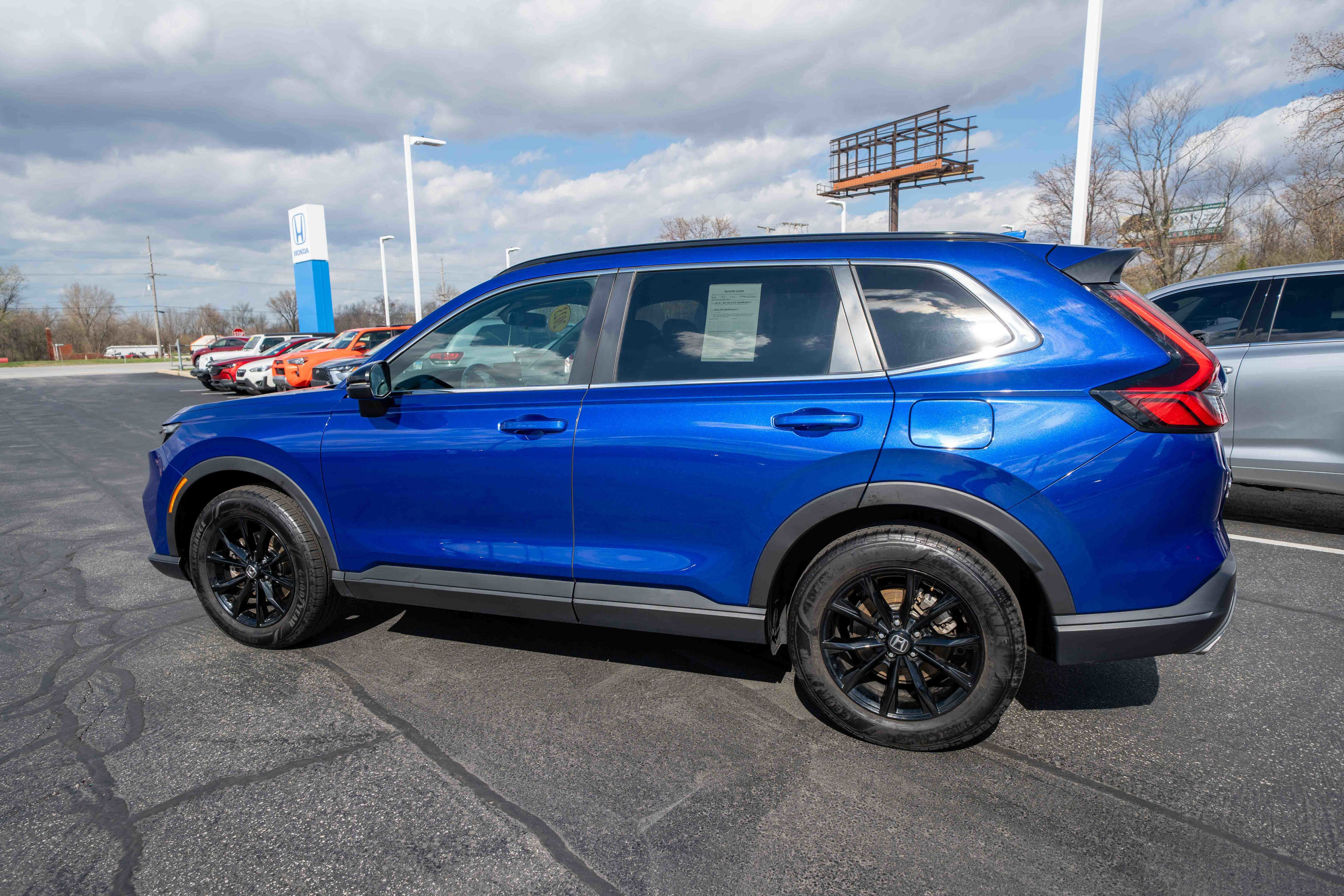 Used 2023 Honda CR-V Sport image 4