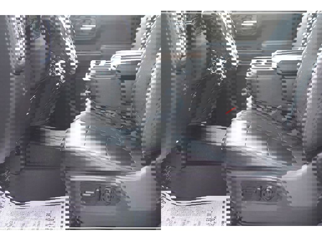 Used 2022 GMC Sierra 3500 SLT image 15