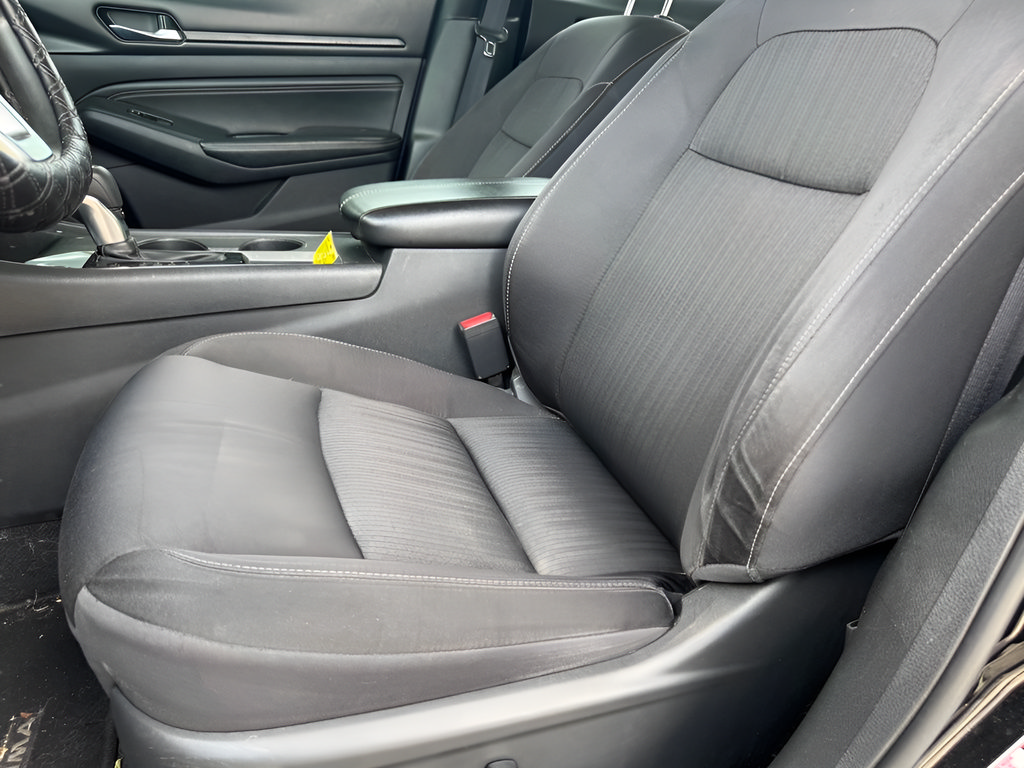 Used 2020 Nissan Altima 2.5 S FWD image 14