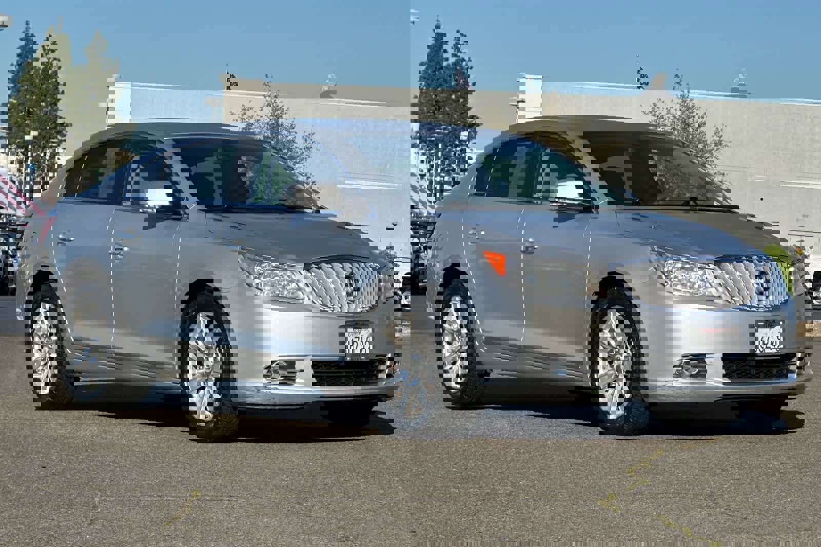 Used 2011 Buick LaCrosse CXL image 5