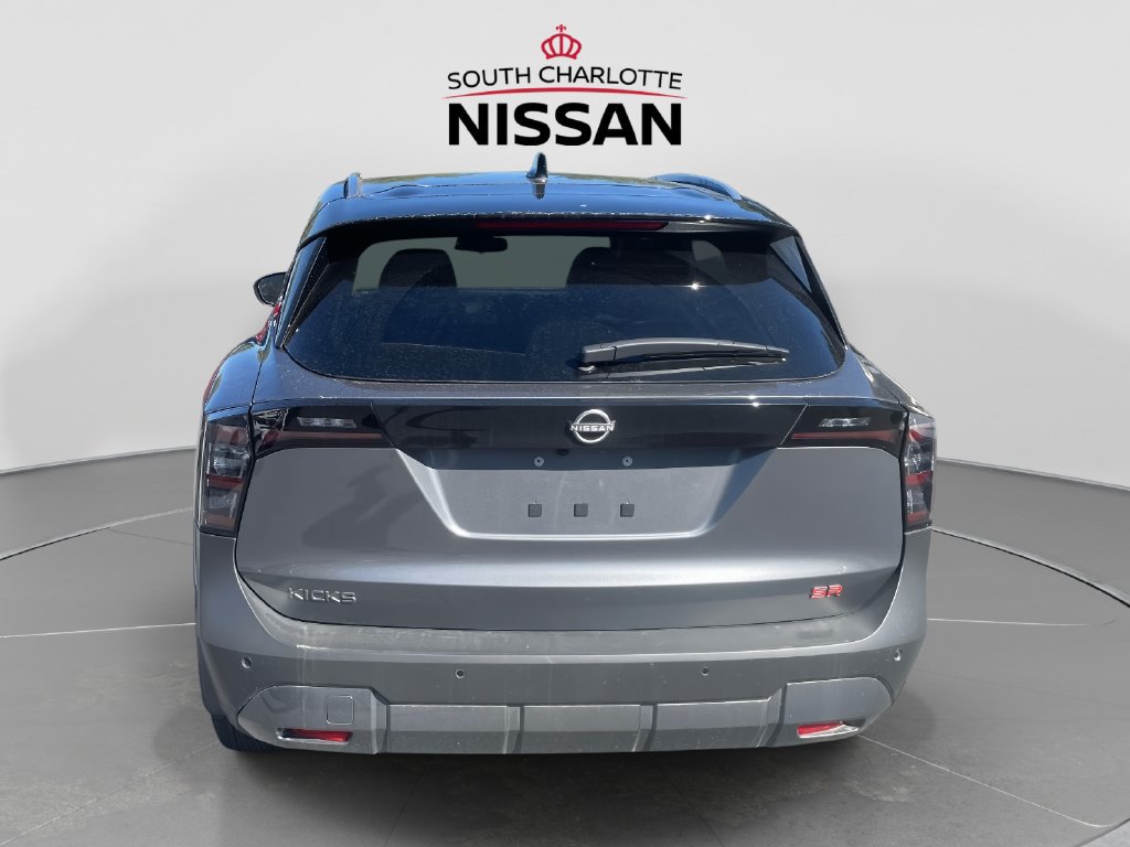 Used 2025 Nissan Kicks SR FWD image 5