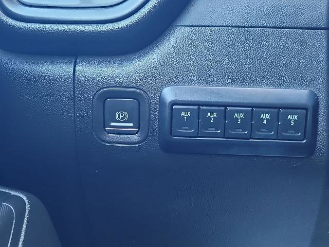 Used 2024 Chevrolet Silverado 2500 W/T w/ WT Convenience Package image 17