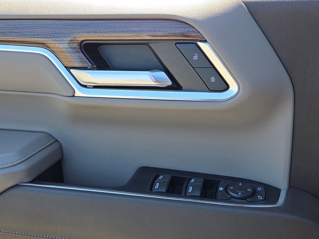 Used 2024 Chevrolet Silverado 1500 LT w/ Z71 Off-Road Package image 26