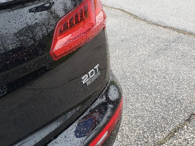Used 2018 Audi Q5 2.0T Premium Plus w/ Premium Plus Package AWD/4WD image 12