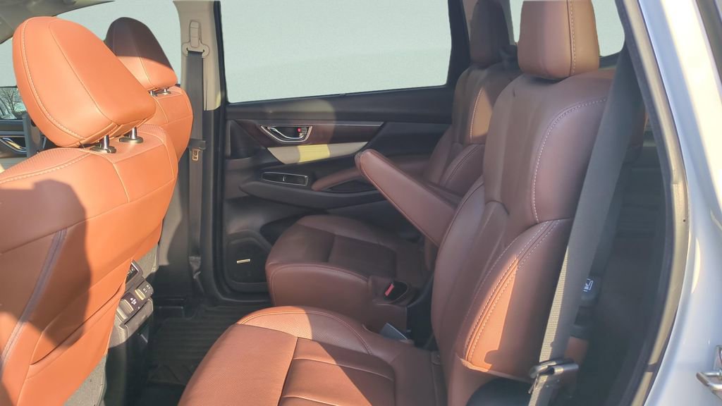 Used 2020 Subaru Ascent Touring w/ Popular Package #2 image 12