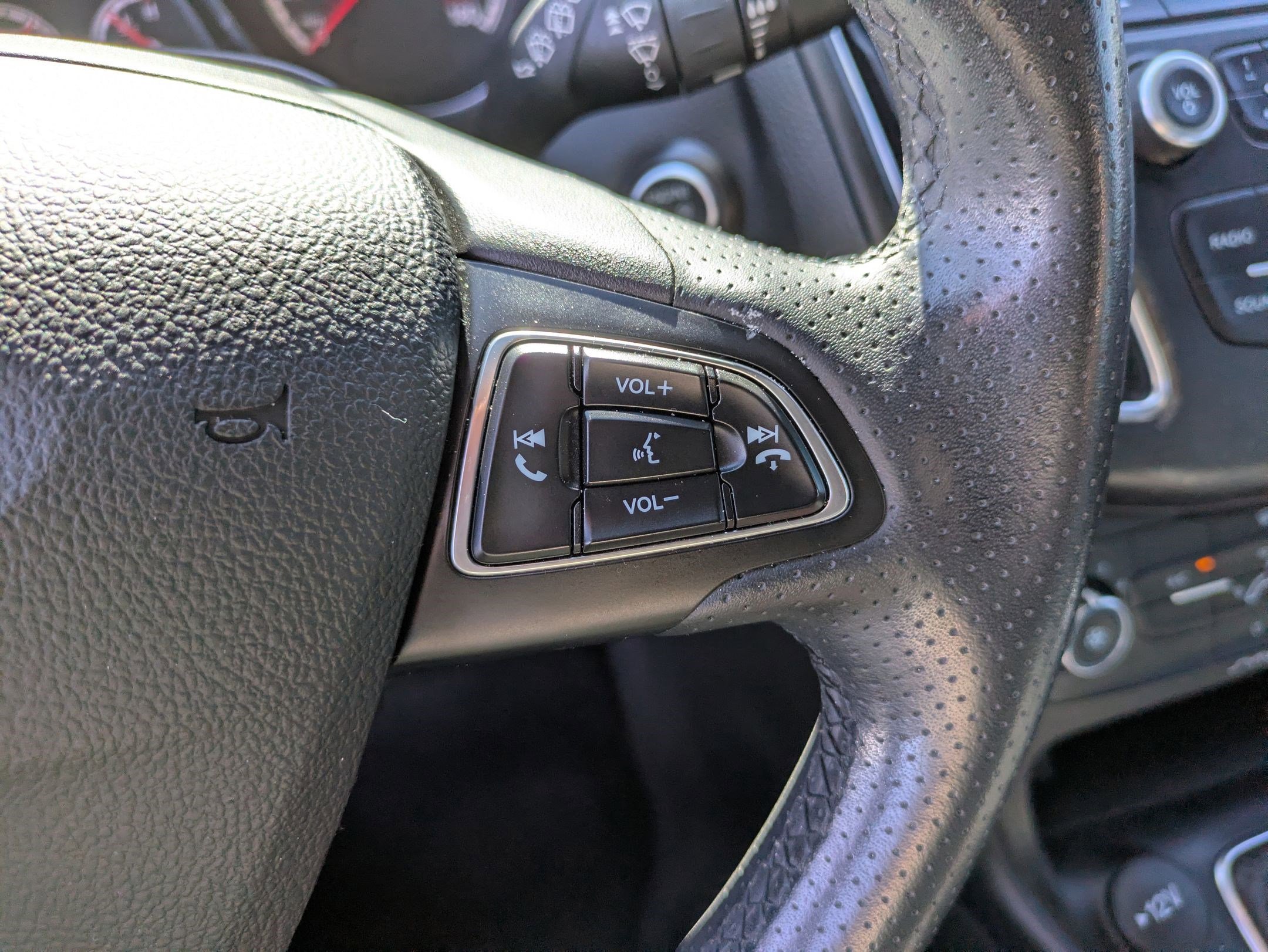 Used 2018 Ford Focus ST image 20