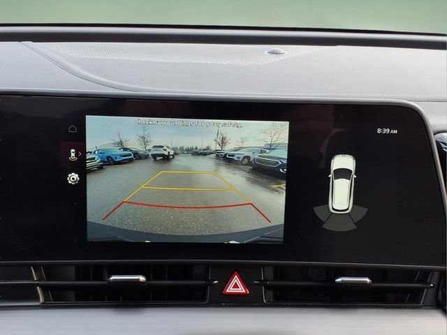 Used 2025 Kia Sportage EX image 18