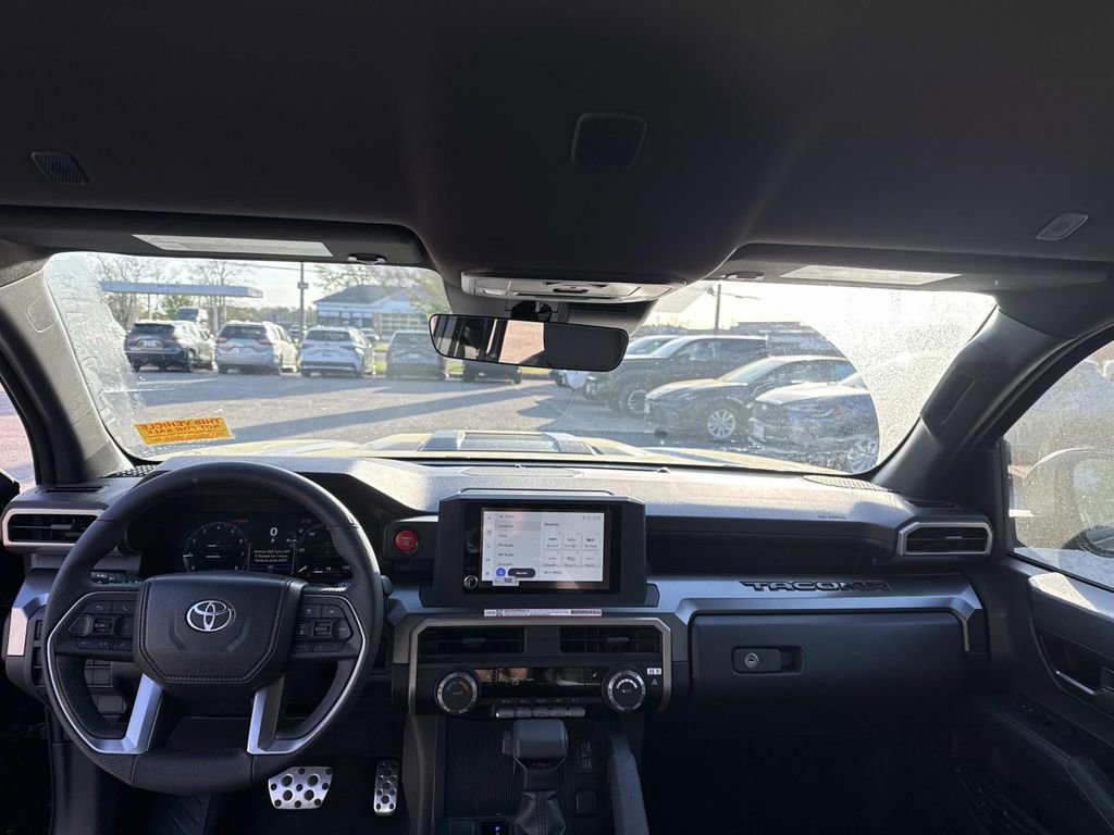Used 2026 Toyota Tacoma TRD Sport image 15