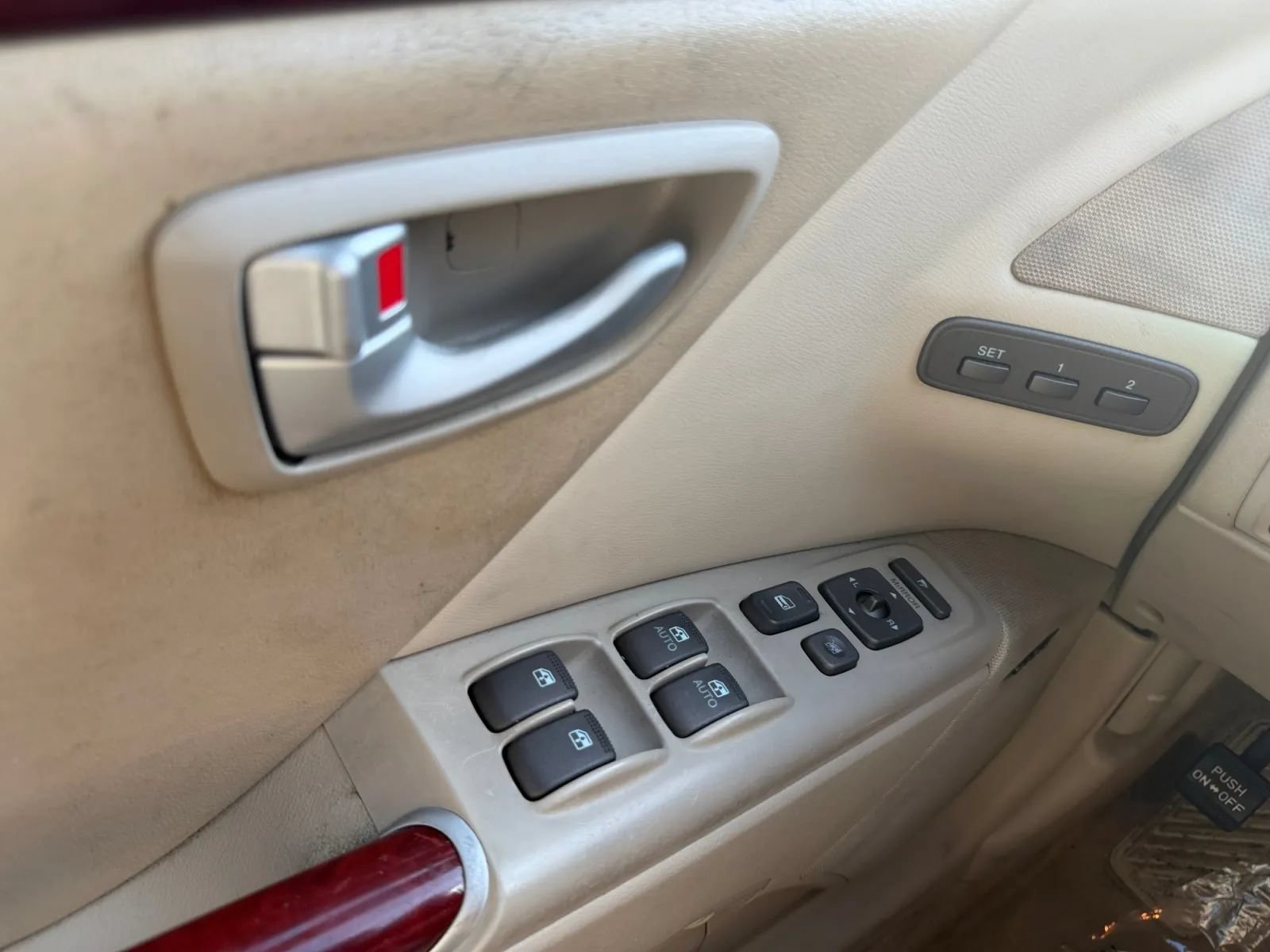 Used 2006 Hyundai Azera Limited FWD image 17