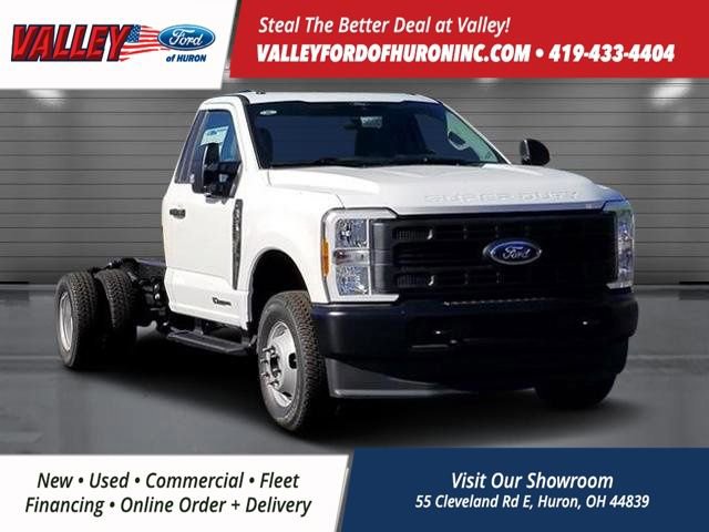 New 2026 Ford F350 XL 360° Tour
