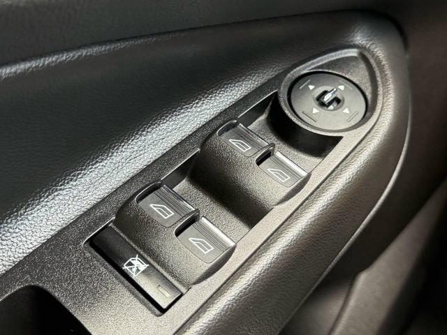 Used 2015 Ford Escape Titanium AWD/4WD image 27