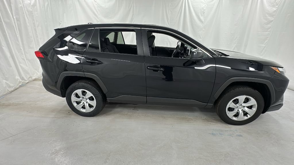Used 2024 Toyota RAV4 LE image 2