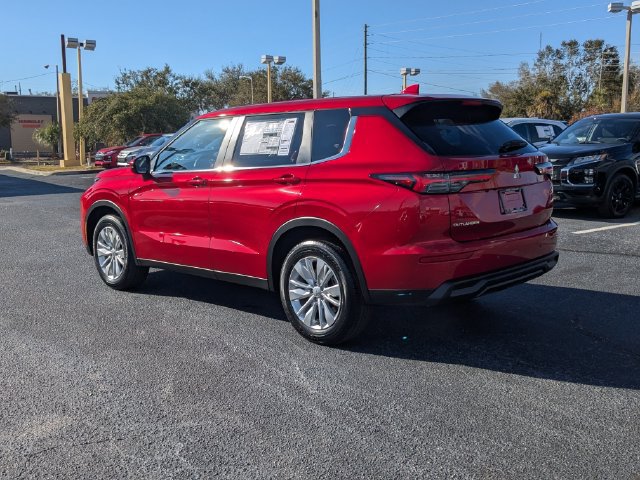 Used 2026 Mitsubishi Outlander ES FWD image 7