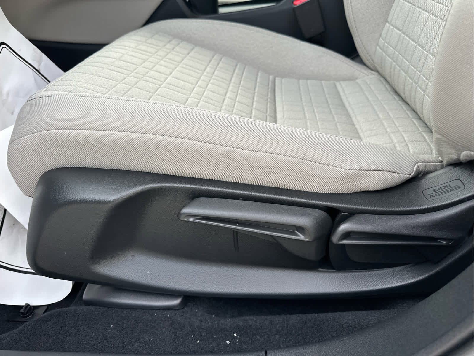 New 2026 Honda HR-V LX image 21