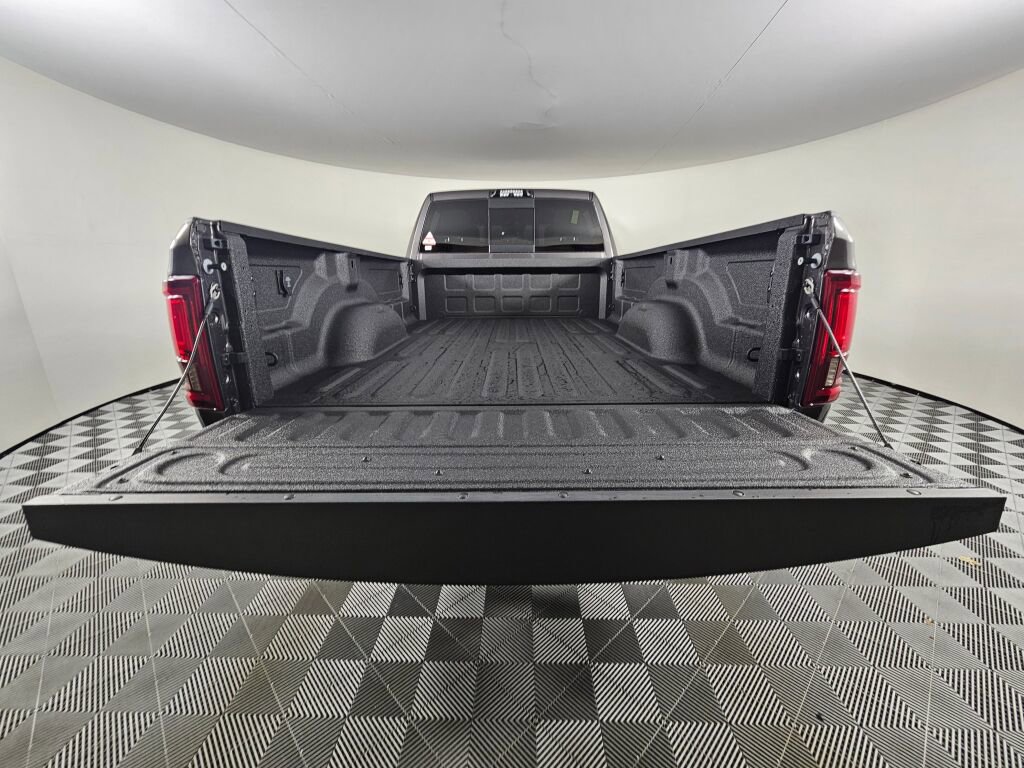 New 2026 RAM 3500 Tradesman AWD/4WD image 16