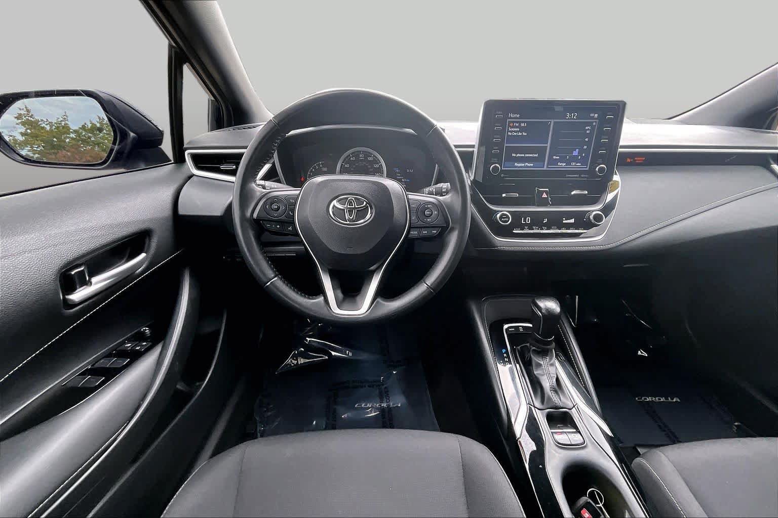 Certified 2022 Toyota Corolla SE w/ SE Preferred Package FWD image 5