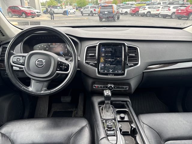 Used 2018 Volvo XC90 T5 Momentum w/ Convenience Package AWD/4WD image 13
