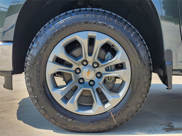 New 2026 Chevrolet Silverado 1500 LTZ w/ LTZ Premium Package image 9