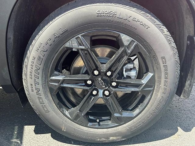 New 2025 Chevrolet Blazer LT w/ Midnight/Sport Edition image 22