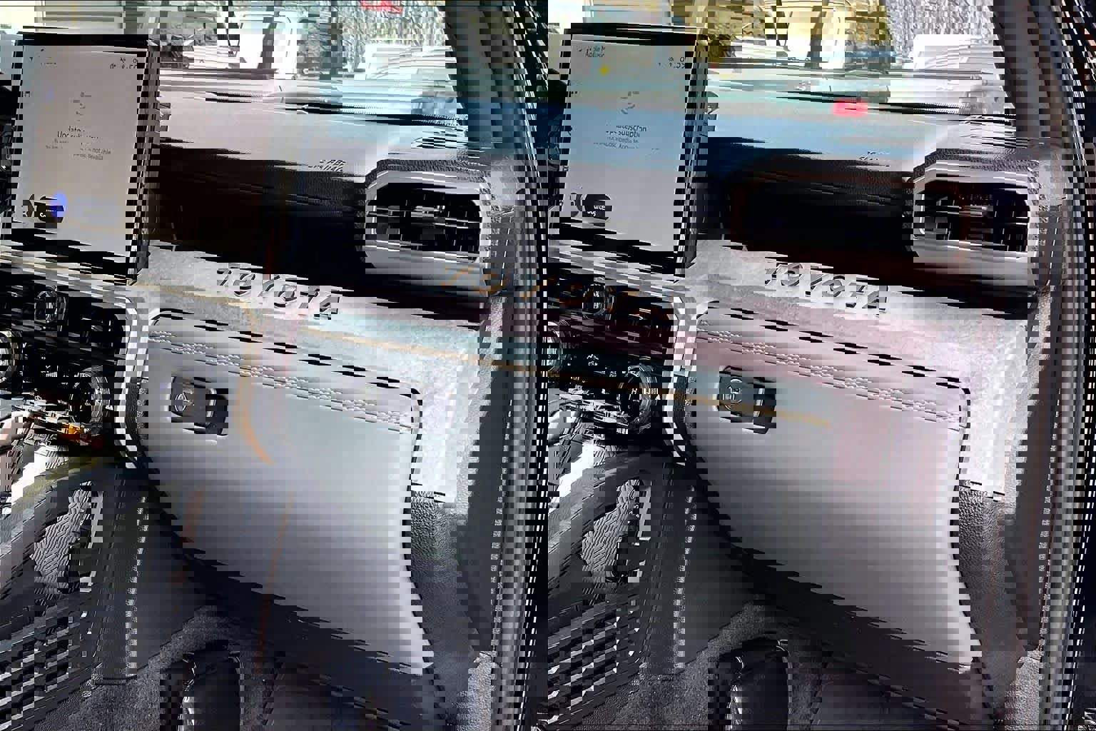 Certified 2025 Toyota Tacoma 4x4 Double Cab Hybrid w/ Tow Tech Package image 17