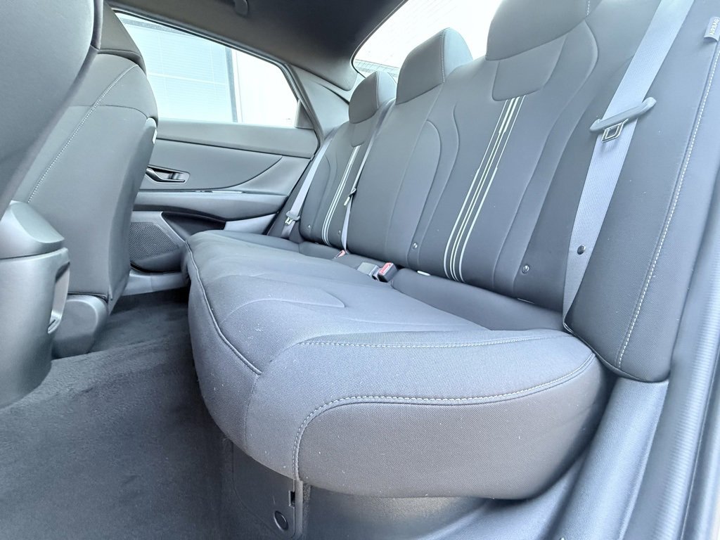 New 2025 Hyundai Elantra SEL image 27