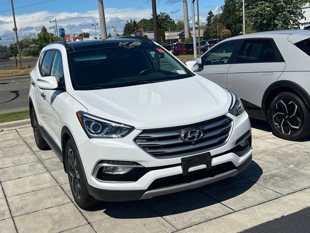 Used 2018 Hyundai Santa Fe Sport w/ Cargo Package AWD/4WD image 5
