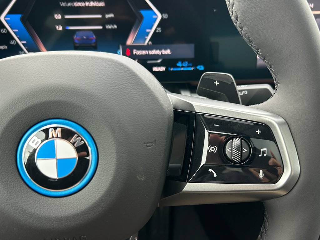 New 2027 BMW 550e xDrive w/ Executive Package AWD/4WD image 20