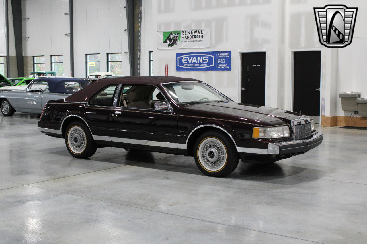 Used 1988 Lincoln Mark VII Blass image 5