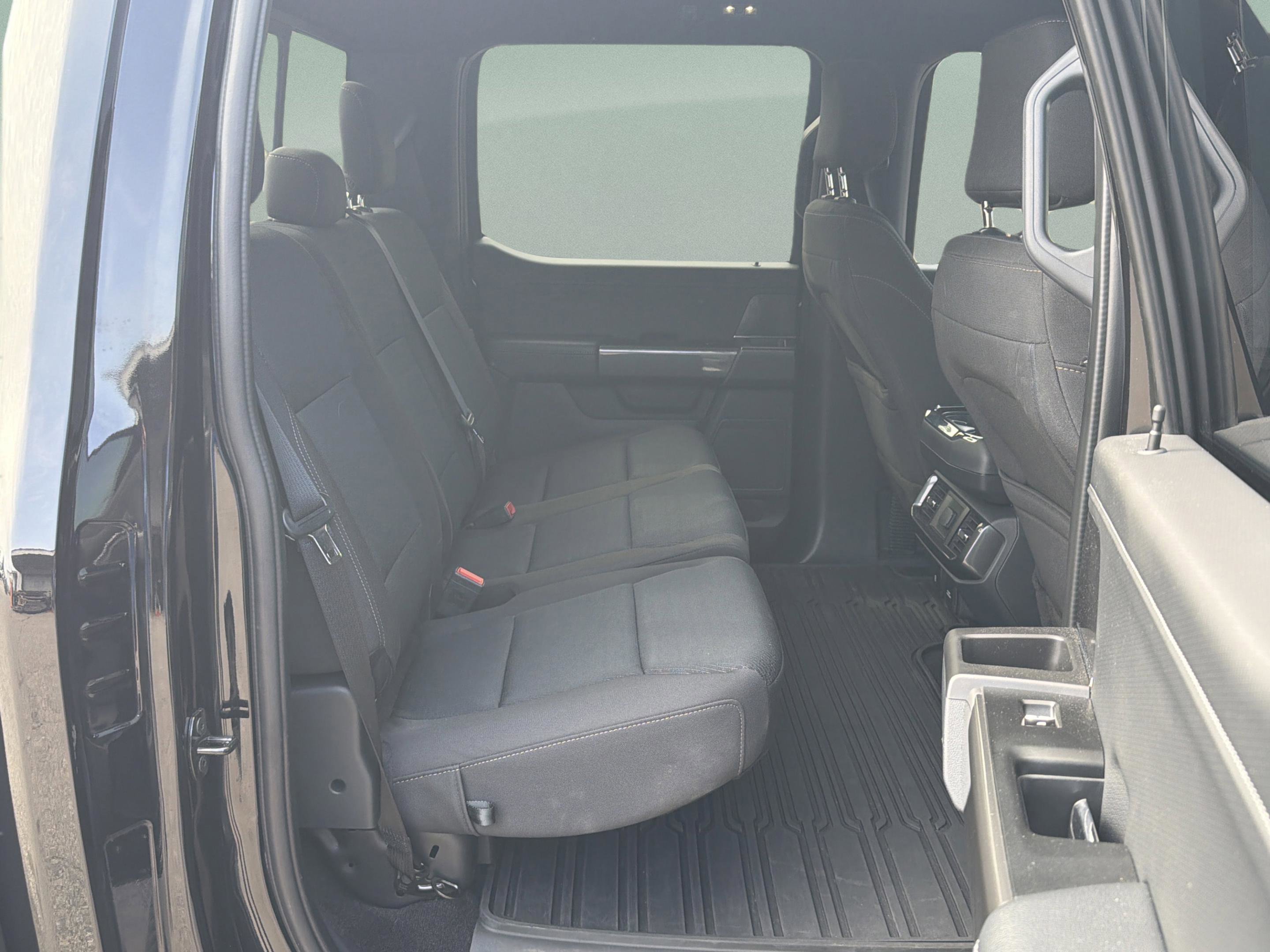 Used 2022 Ford F150 XLT w/ Equipment Group 302A High image 26