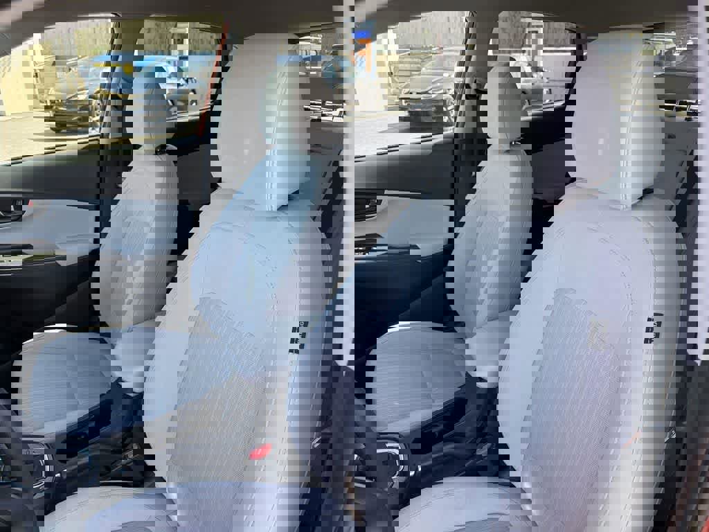 Used 2023 Hyundai Kona SEL image 24