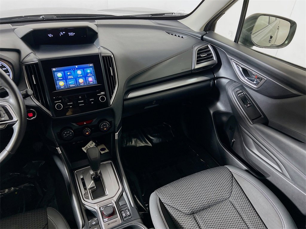Used 2023 Subaru Forester Premium image 21