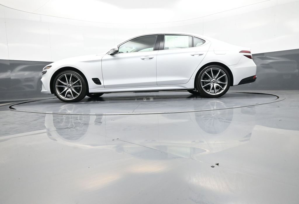 Used 2023 Genesis G70 2.0T AWD/4WD image 32