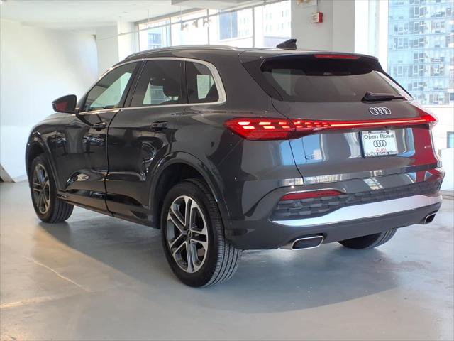 Certified 2025 Audi Q5 Premium w/ Convenience Package AWD/4WD image 6
