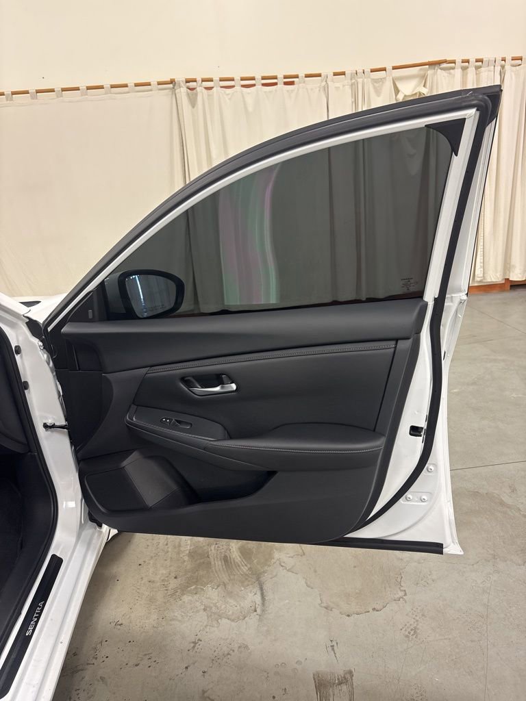 Used 2024 Nissan Sentra SV image 28