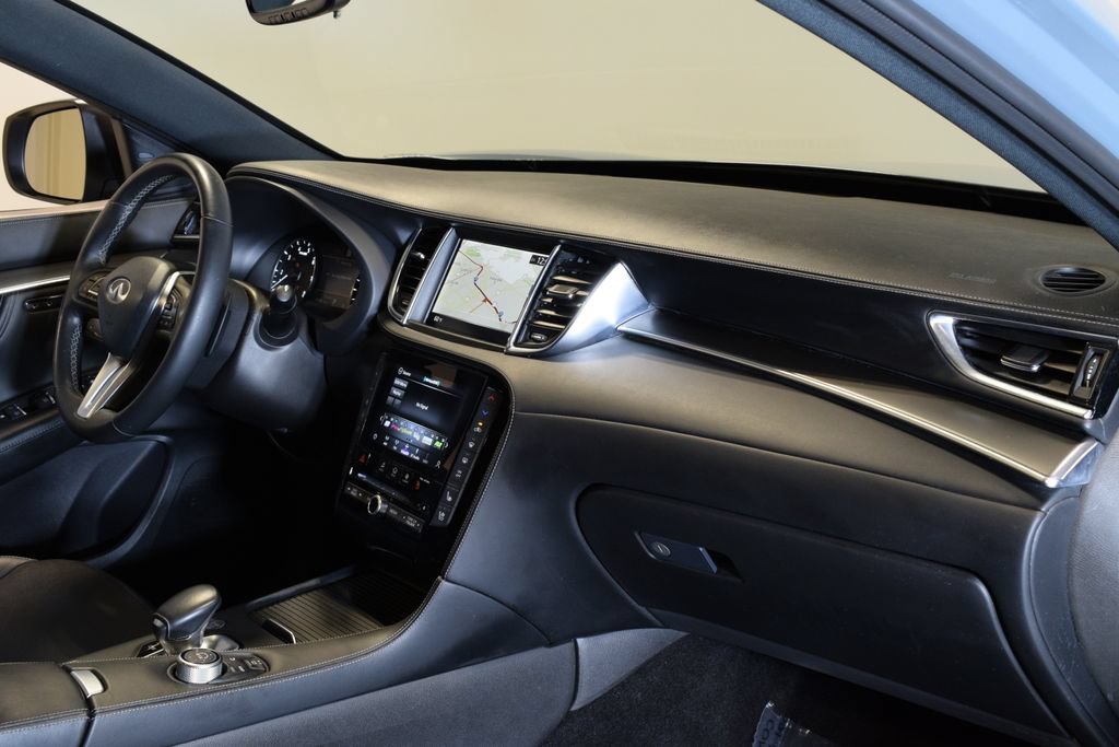 Certified 2023 INFINITI QX55 Essential AWD/4WD image 32
