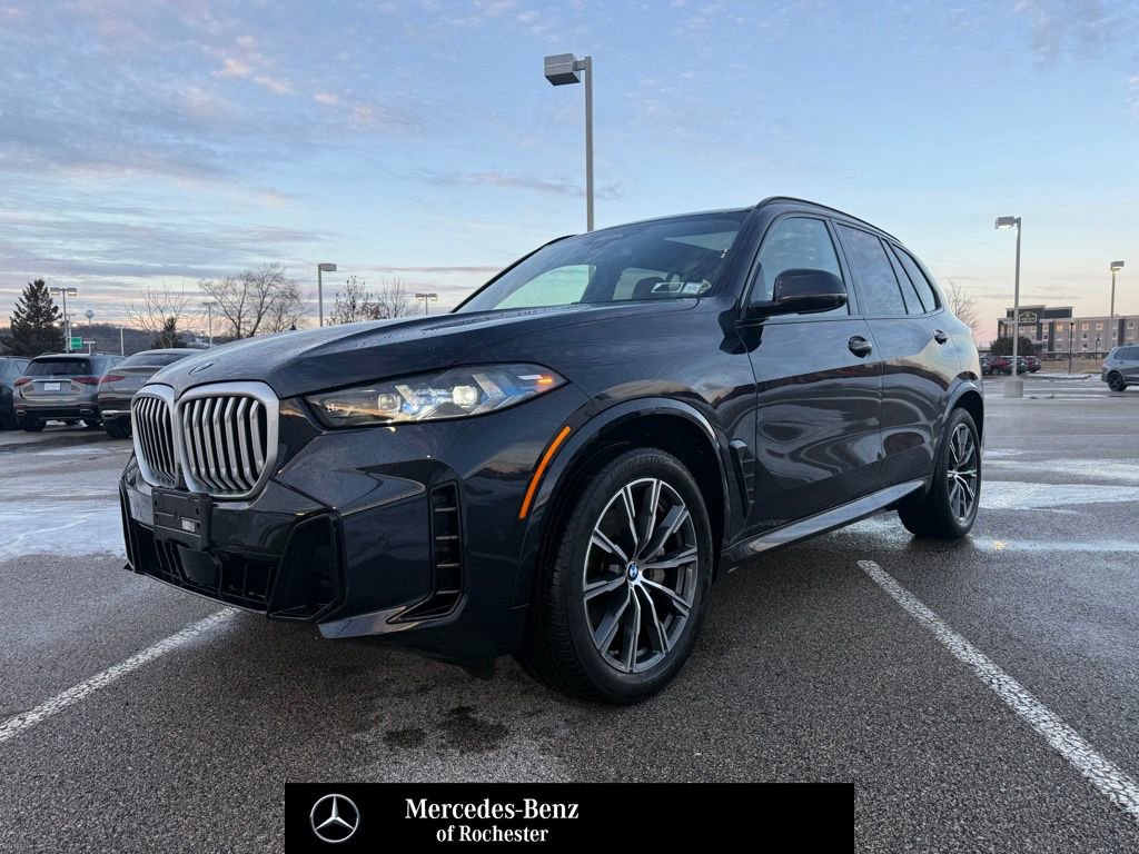 Used 2024 BMW X5 xDrive40i w/ M Sport Package video 1