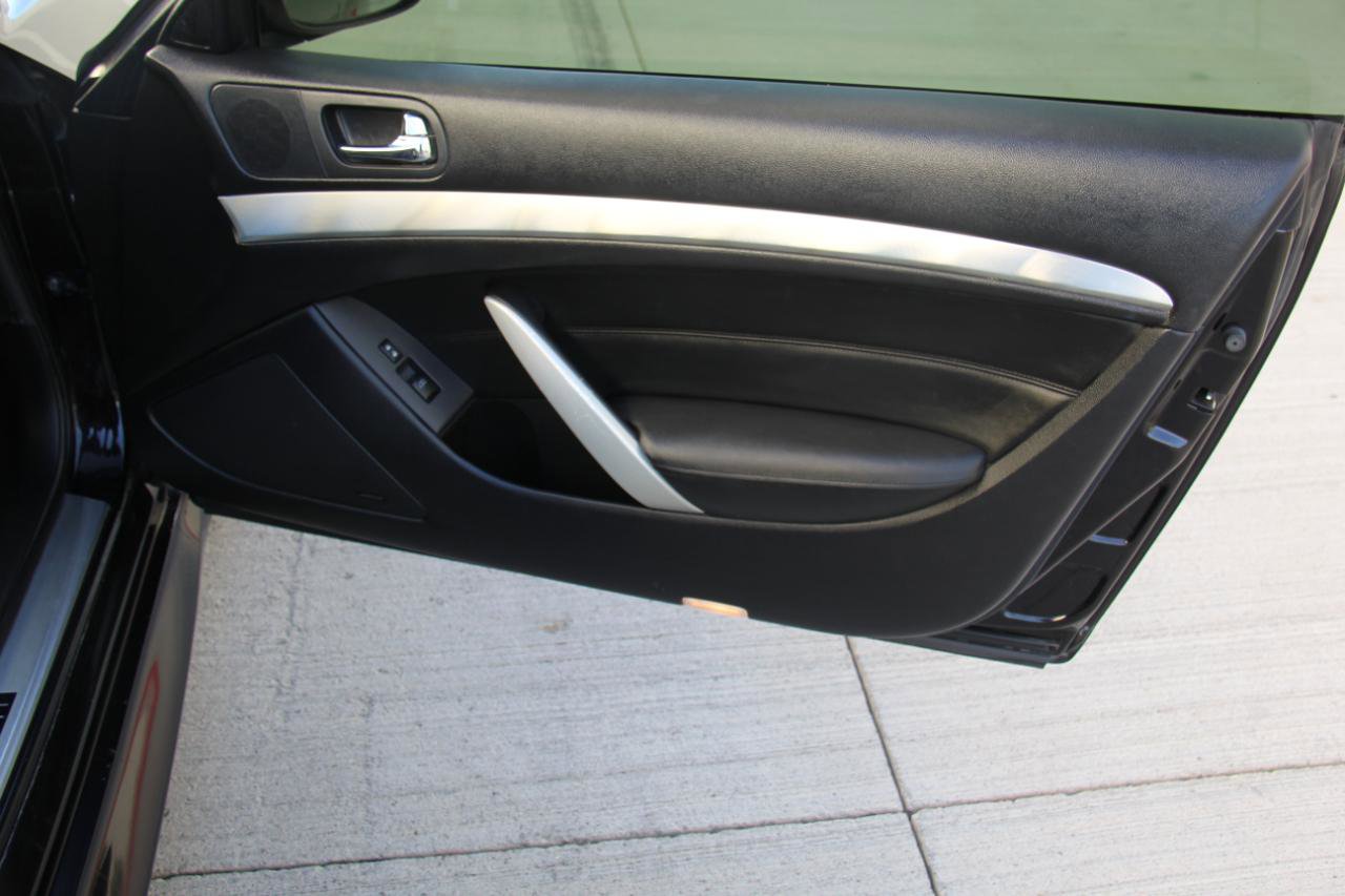 Used 2013 INFINITI G37 IPL image 24