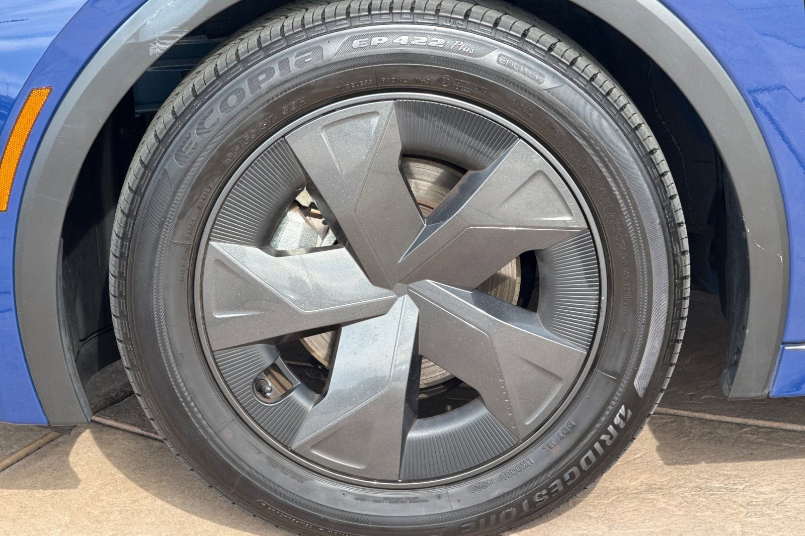 Used 2023 Toyota Prius LE image 31