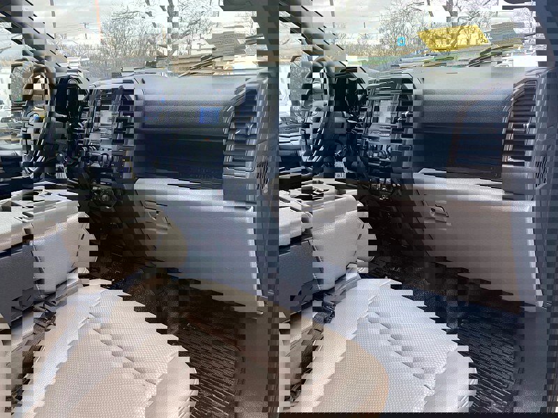 Used 2022 Ford F350 XL w/ Power Equipment Group image 31