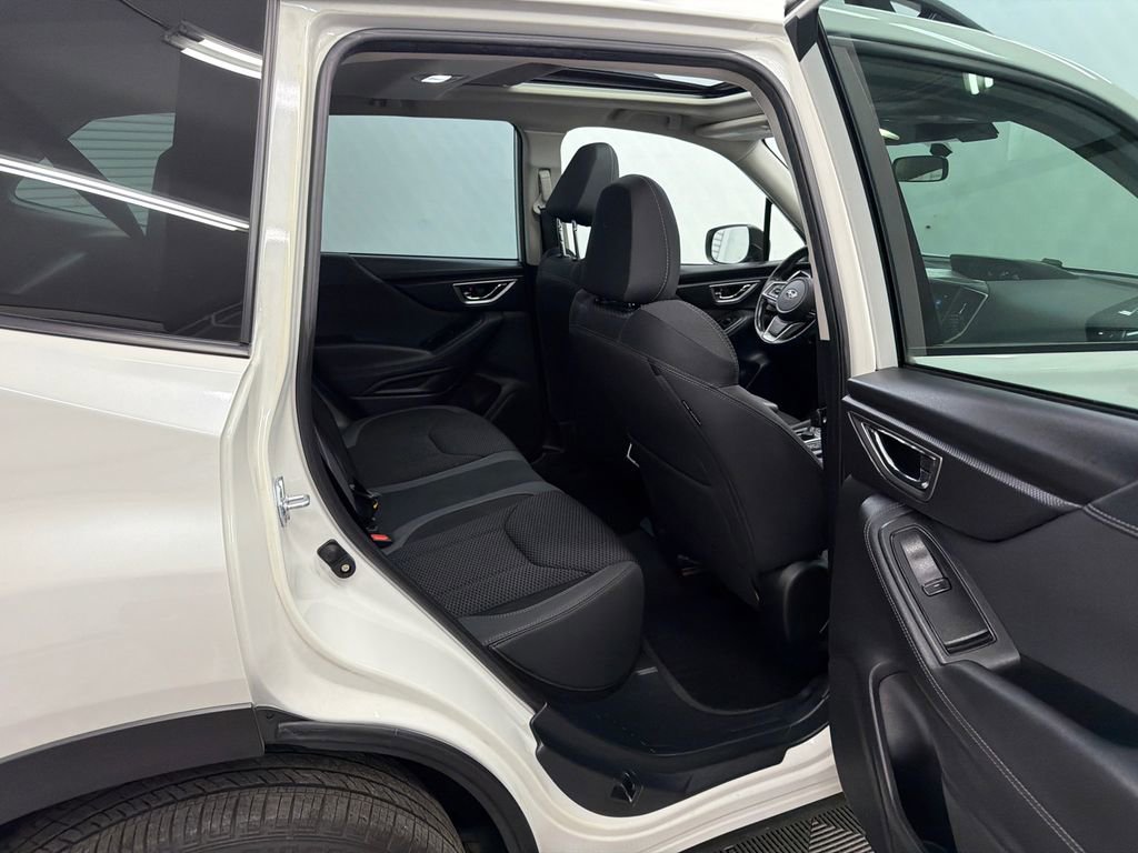 Used 2024 Subaru Forester Premium image 16