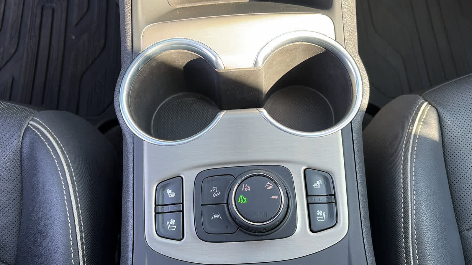 Used 2019 GMC Terrain Denali w/ Driver Alert Package II image 19