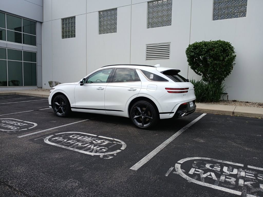 Used 2026 Genesis GV70 3.5T Sport Prestige image 5