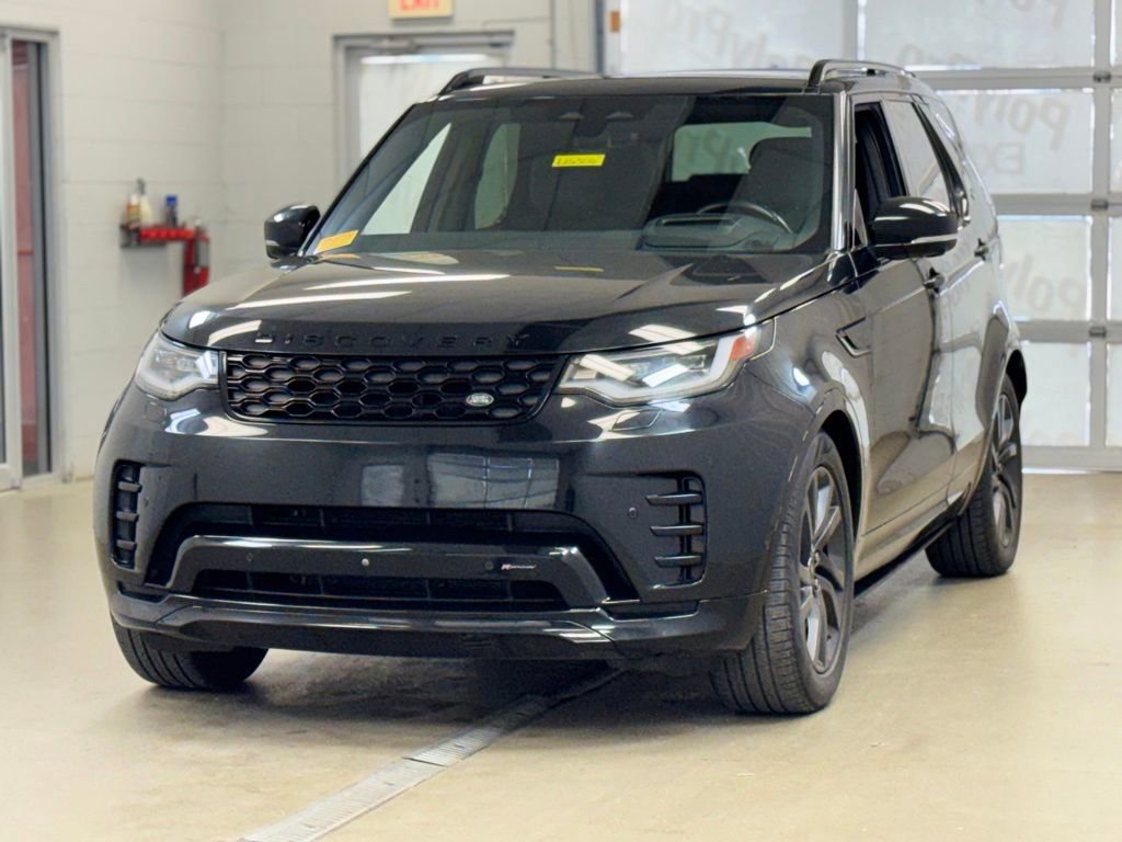 Used 2023 Land Rover Discovery S R-Dynamic AWD/4WD image 3