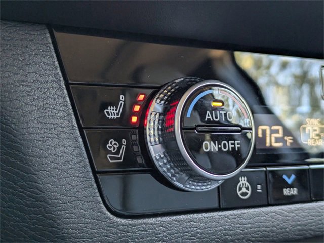 New 2025 Mitsubishi Outlander SEL image 26