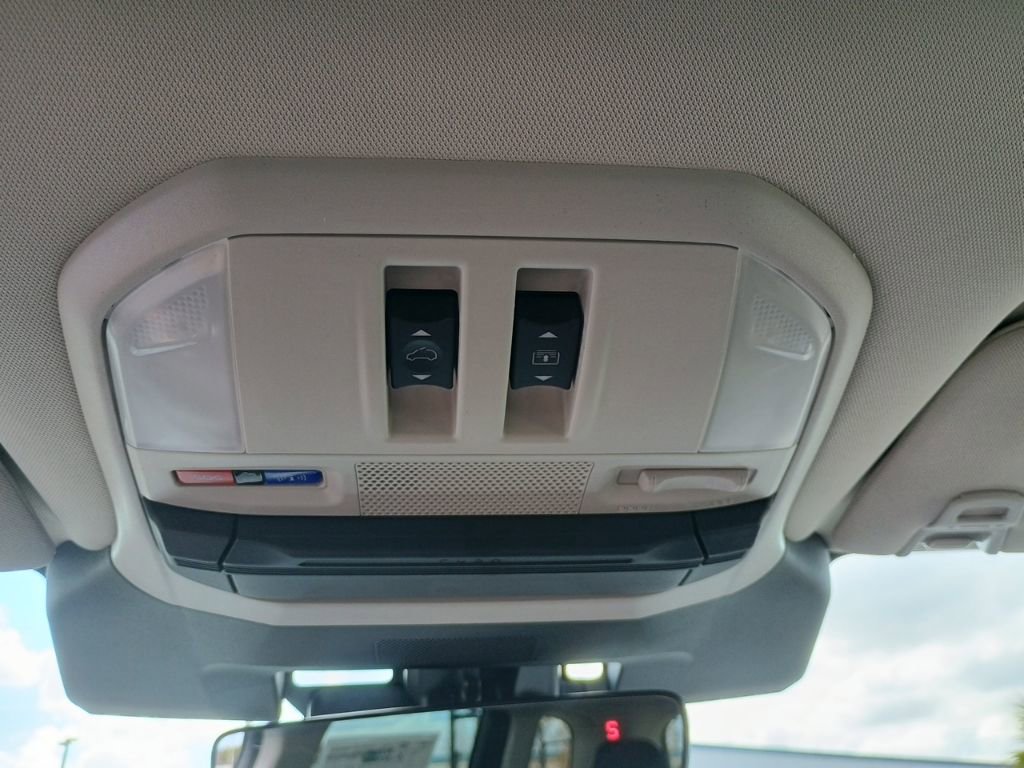 New 2026 Subaru Ascent Limited image 25