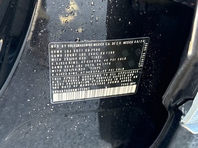 Used 2024 Volkswagen Tiguan SEL R-Line image 25