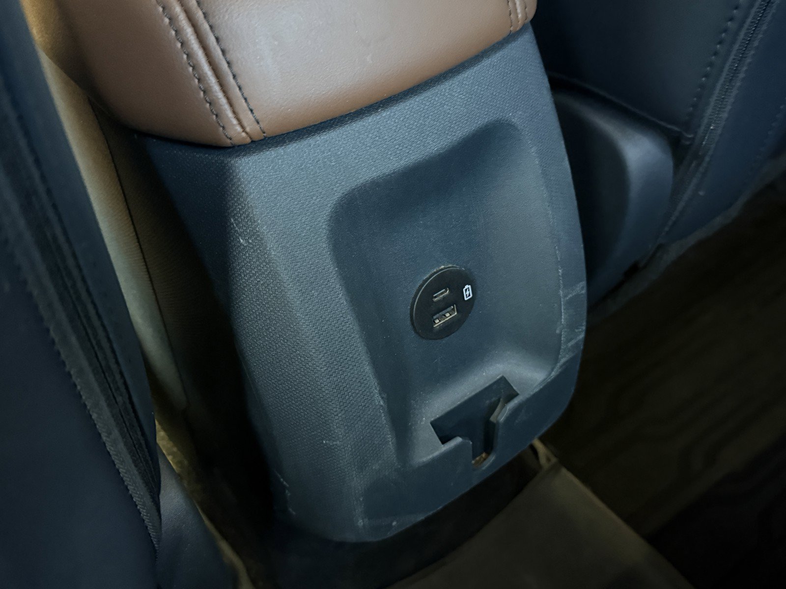 Used 2023 Ford Maverick Lariat FWD image 28